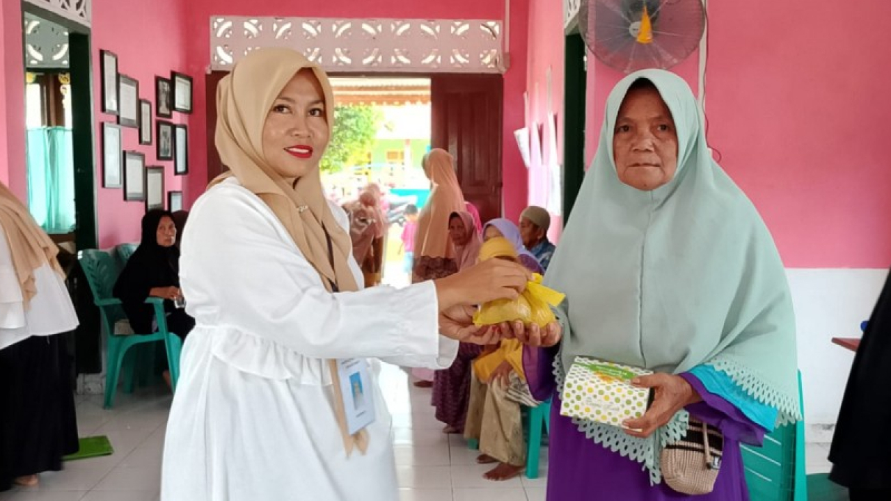 PEMBERIAN MT LANSIA DAN BALITA