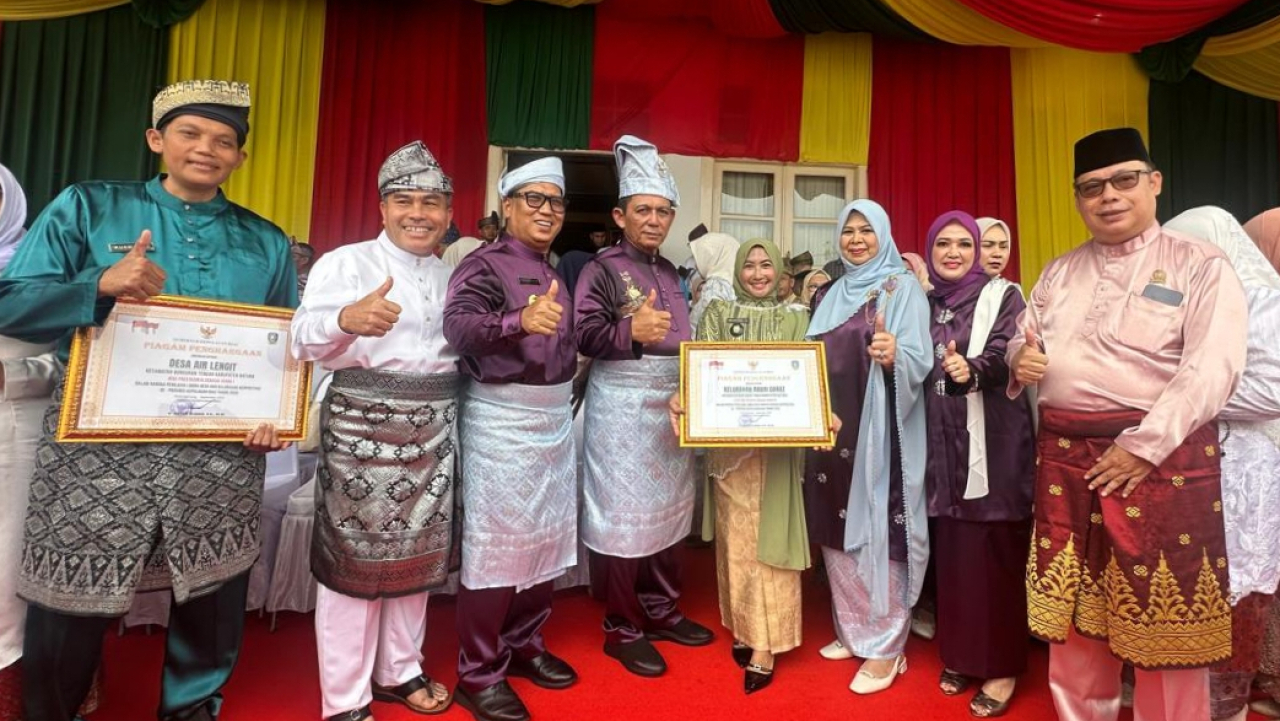 Kepala Desa Air Lengit Hadir Langsung Terima Piagam Penghargaan Juara I Lomba Desa Berprestasi Tingkat Provinsi Kepri 2026