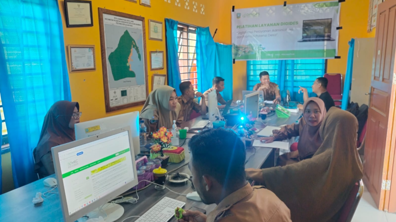 PELATIHAN LAYANAN DIGITAL DESA: LANGKAH STRATEGIS DESA CANDI MENUJU TATA KELOLA MODERN