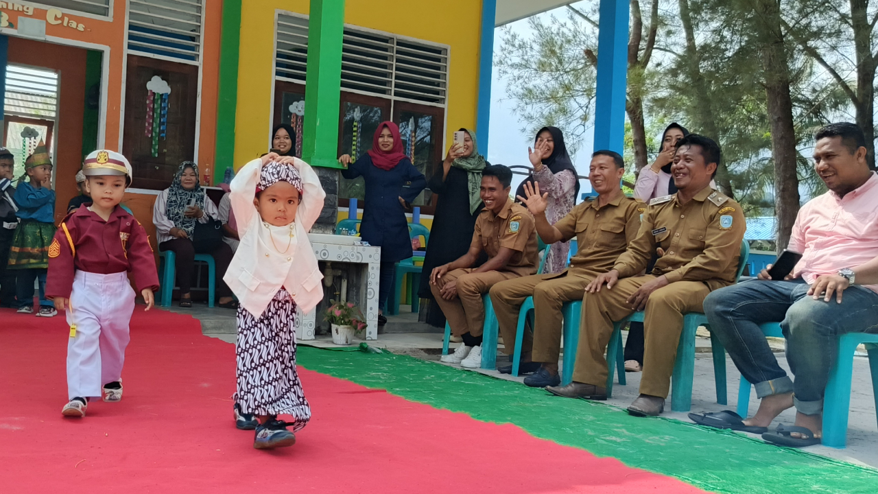 Fashion Show Gemoy PAUD Al-Walid: Semarak Sumpah Pemuda!