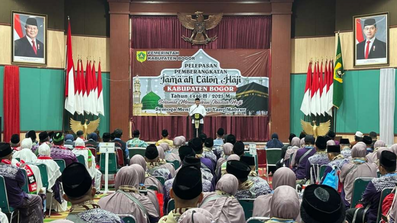Beranda  Berita  pemerintahan Bupati Bogor Pastikan Layanan Maksimal bagi Jemaah TPHD Ditambah Hingga 20 Orang