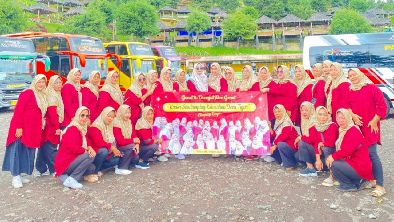 Kegiatan Posyandu di Desa Tajur