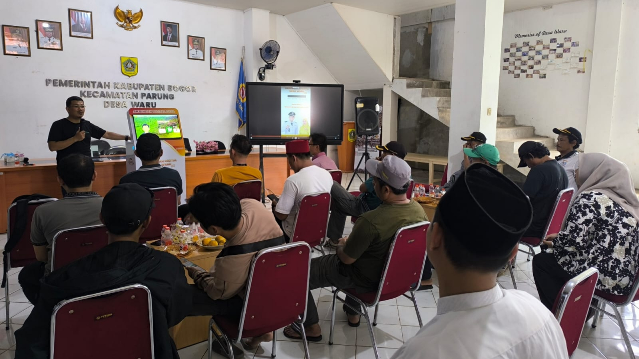 Transformasi Digital di Desa Waru: Pelatihan Anjungan Digital untuk Pelayanan Publik Maksimal