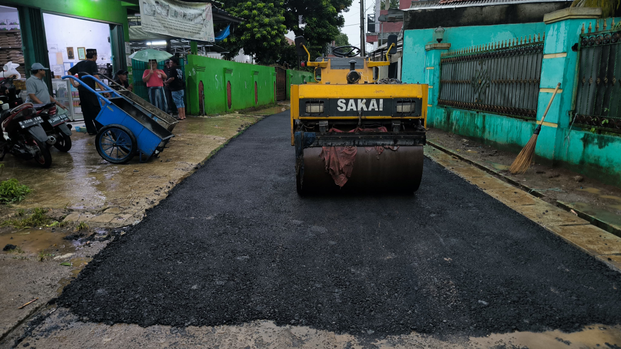 PEMBANGUNAN JALAN LINGKUNGAN RT 2 RT 2 RW 2