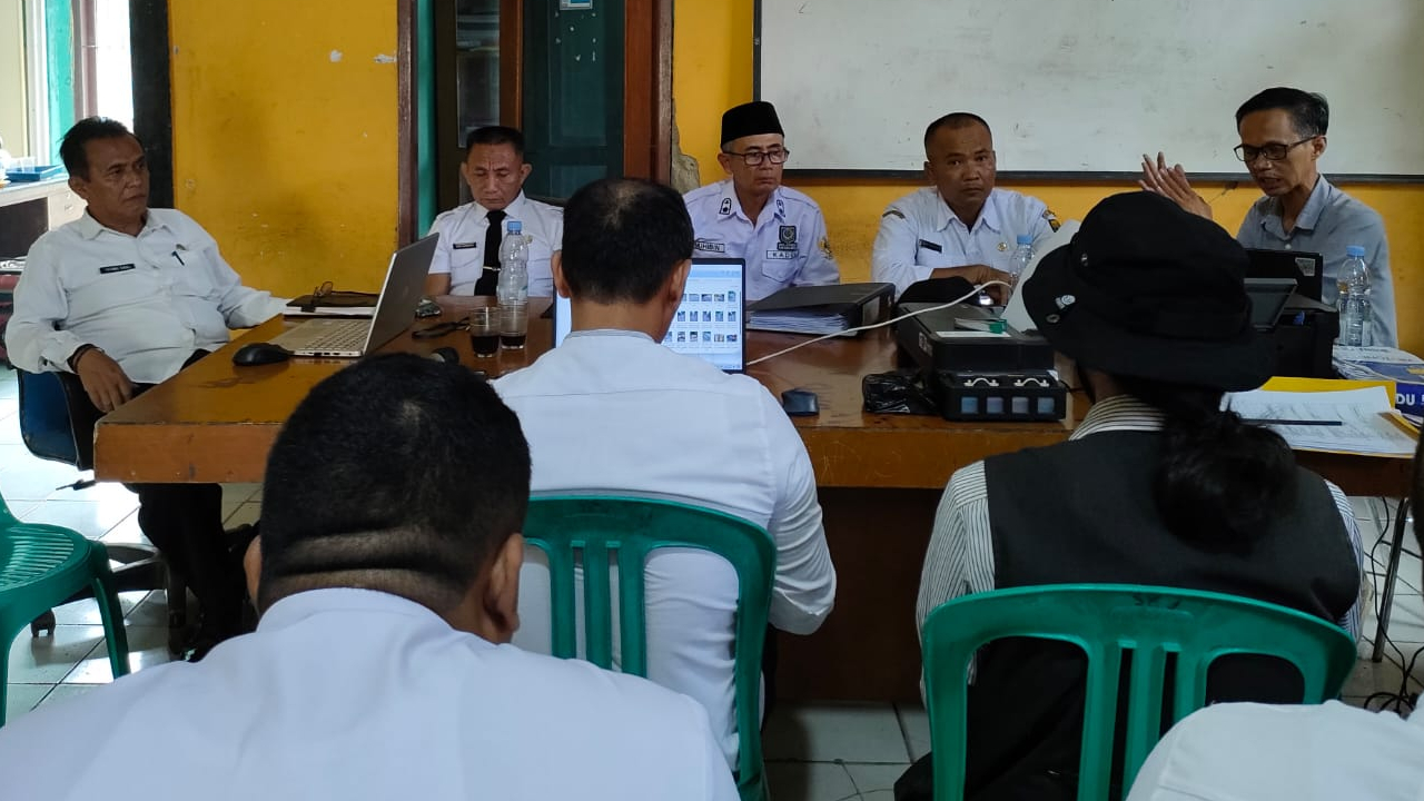 Kegiatan Monitoring dan Evaluasi oleh Tim Asistensi Kecamatan Kalibunder