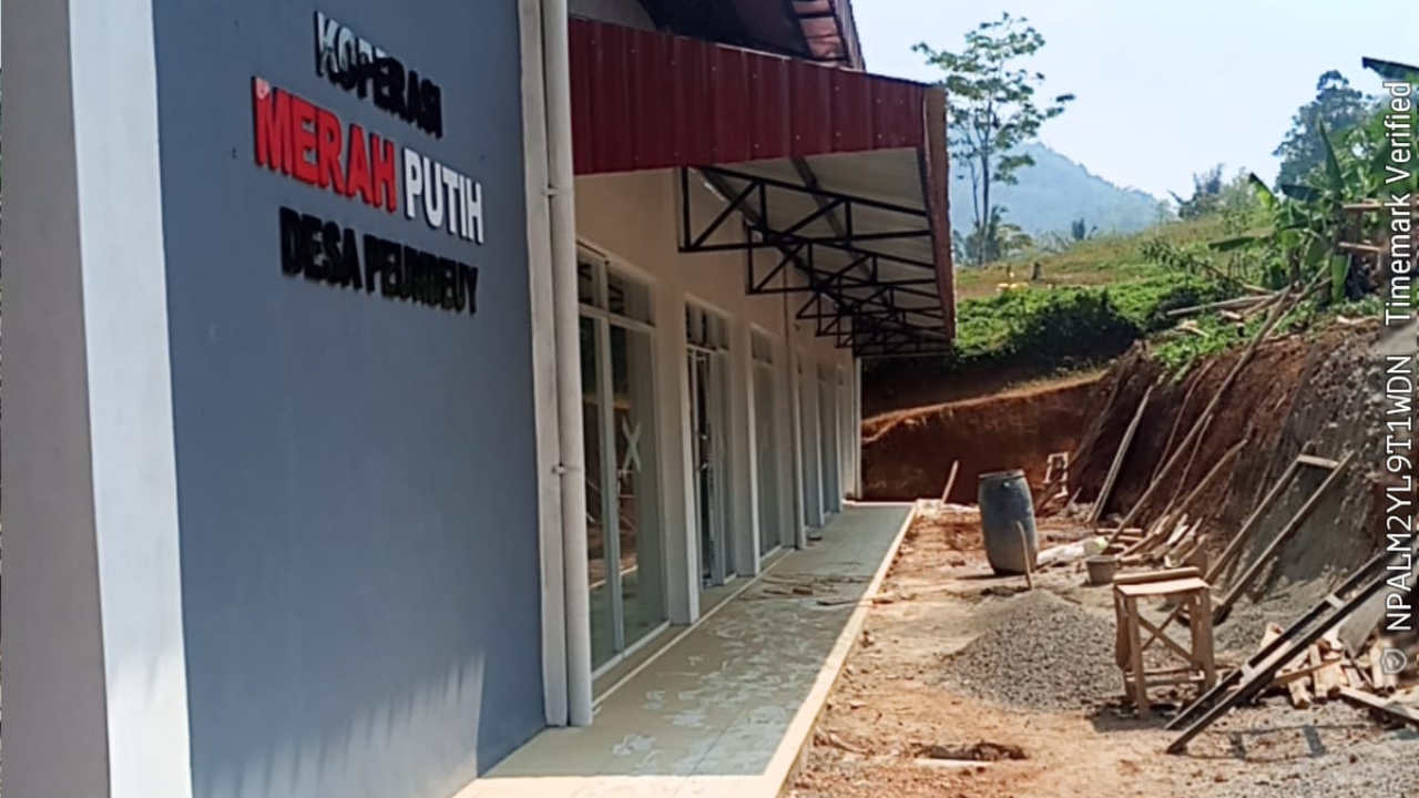 PROGRES PEMBANGUNAN KOPERASI DESA MERAH PUTIH DESA PEUNDEUY CAPAI 85 PERSEN