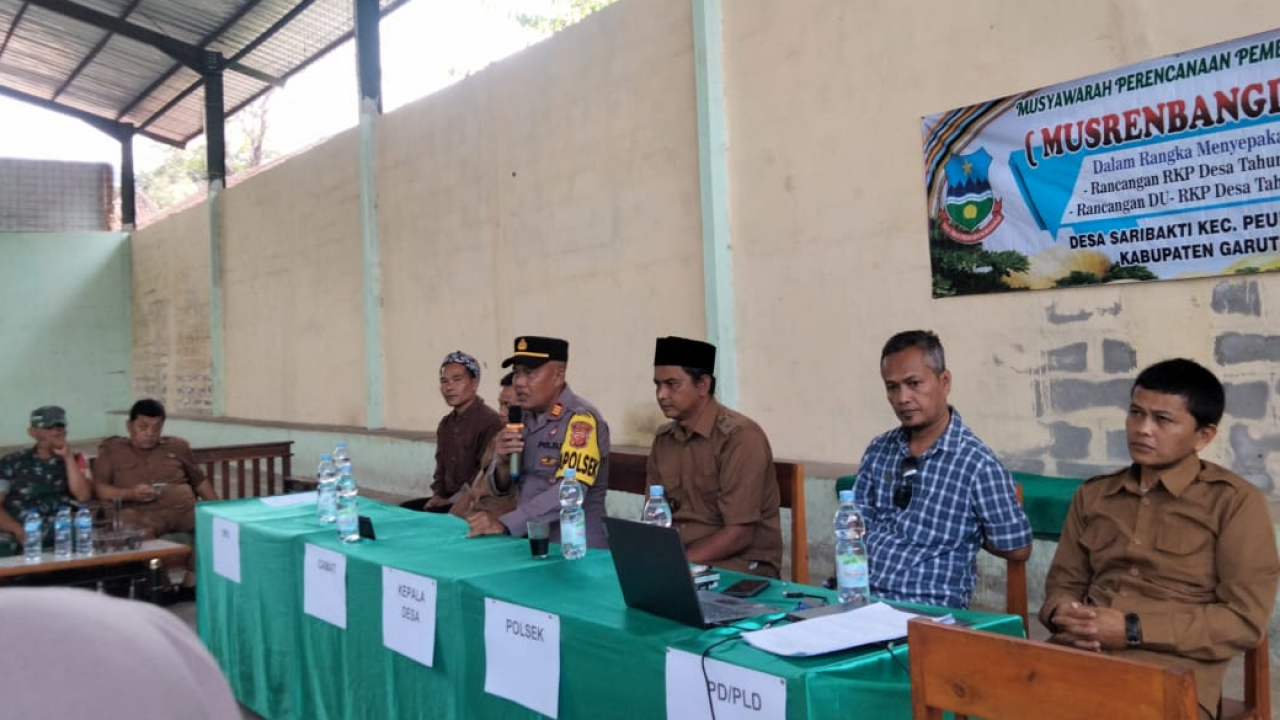 **Membangun Infrastruktur Desa yang Canggih dan Fleksibel Dengan Digital Desa**