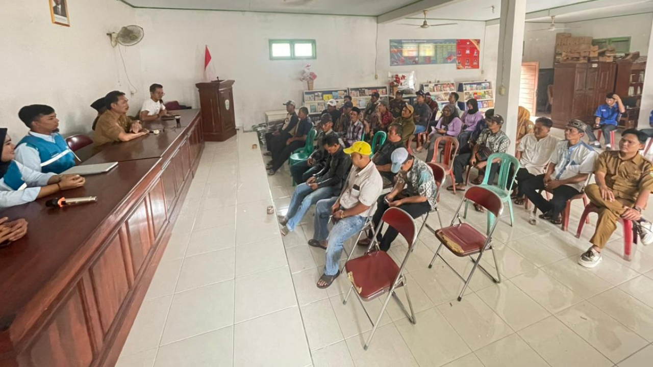 PLN Sosialisasikan Kelistrikan & PLN Mobile di Cikalong