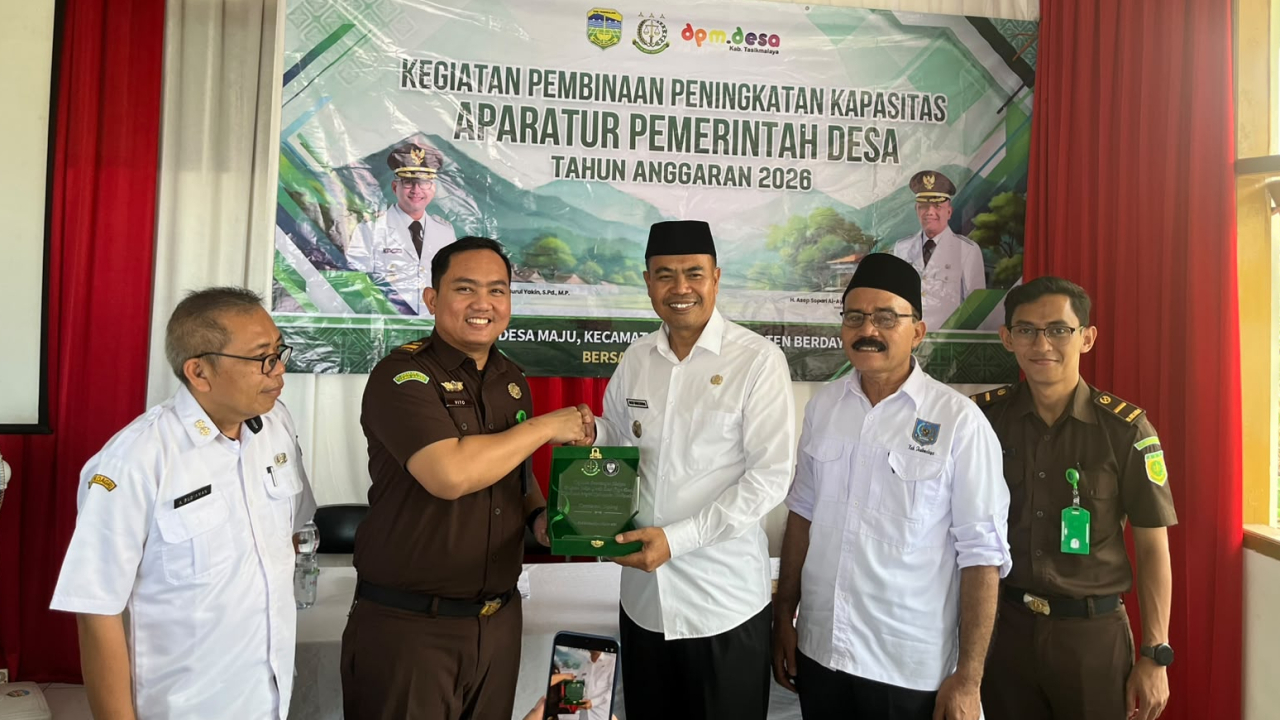 Kejaksaan Negeri Tasikmalaya Bersama Dinas PMD Gelar Pembinaan Peningkatan Kapasitas Aparatur Pemerintahan Desa