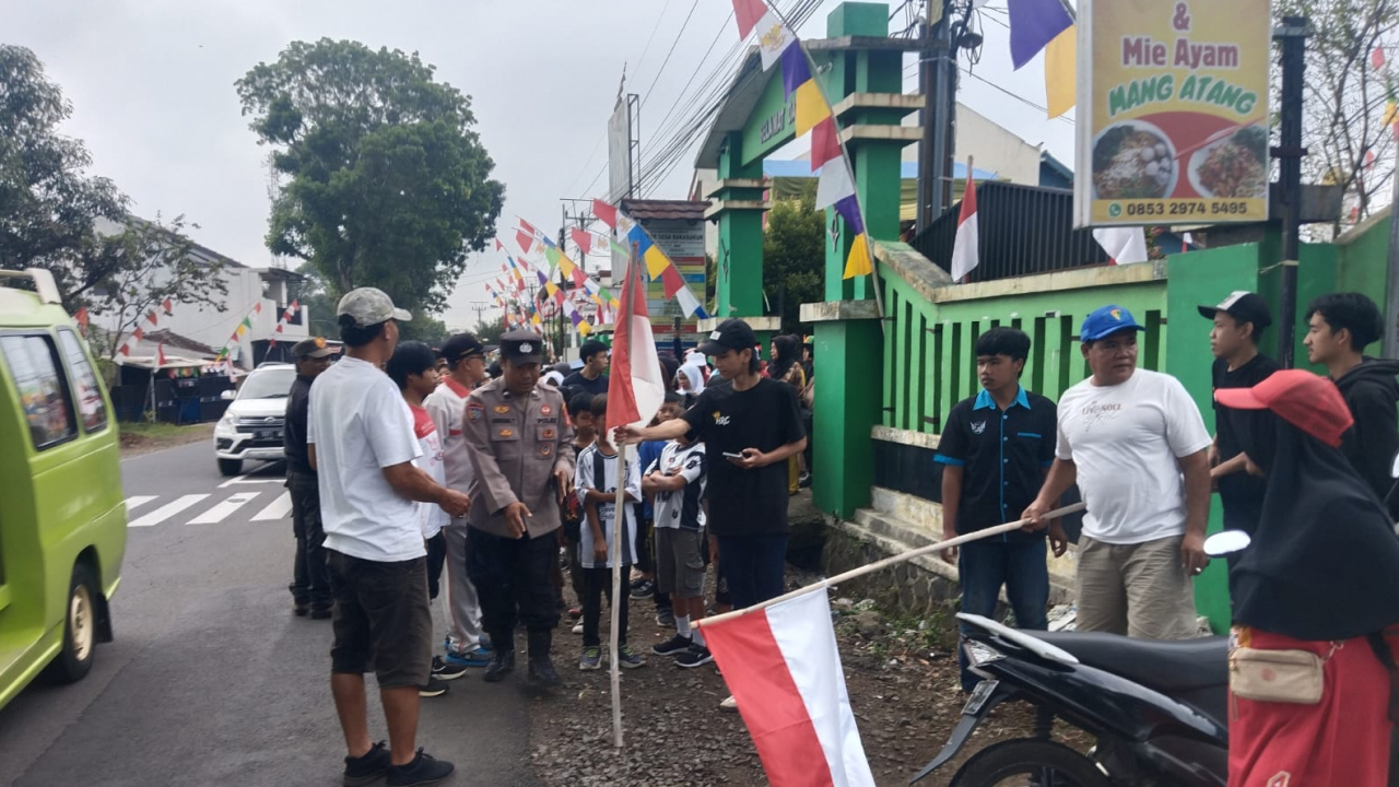 Jalan Santai Meriahkan Desa Sukasukur