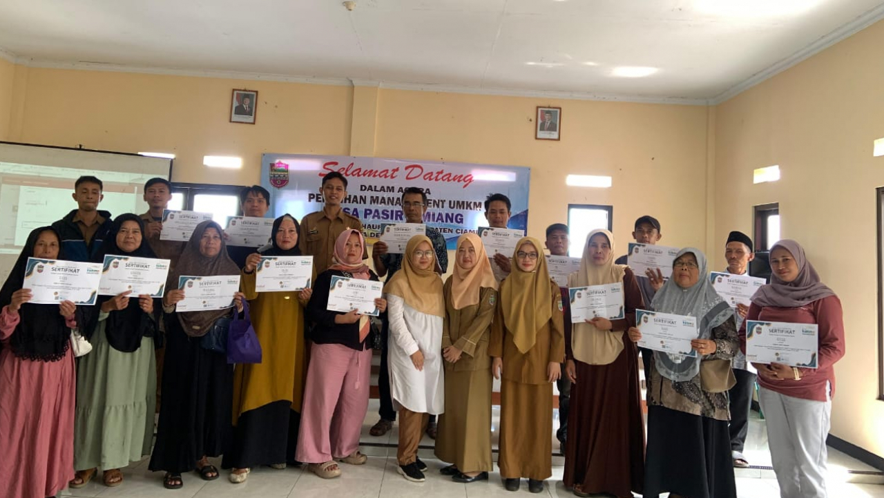 Pelatihan Manajemen UMKM, Dorong Kemajuan Ekonomi Warga Desa Pasirtamiang