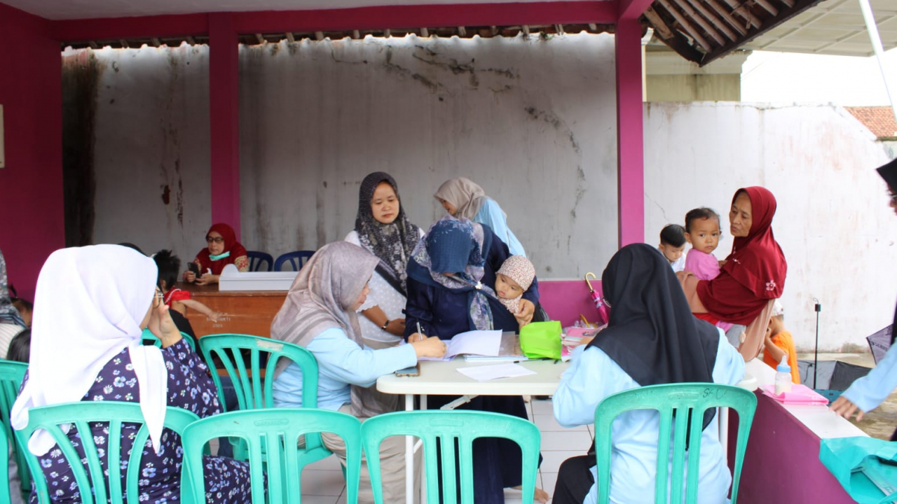 Posyandu Mawar II dan III Bulan September di Blok Sukaraos