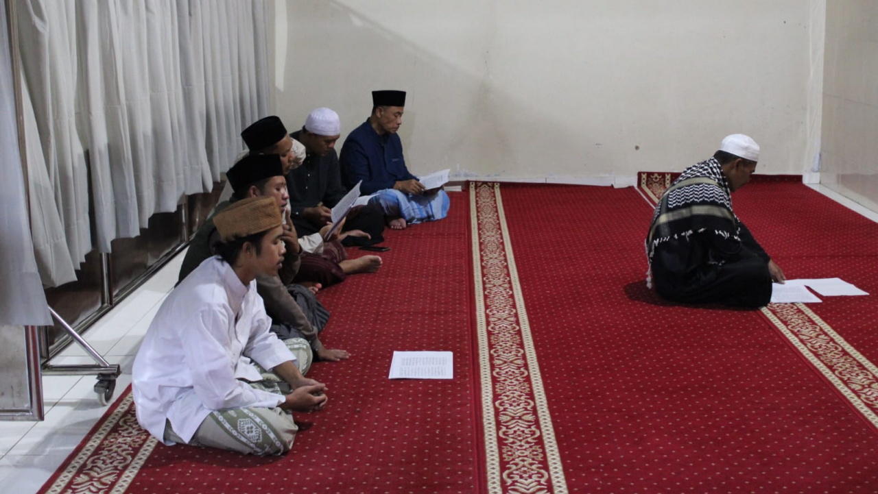 Tarling Sukamukti: Ramadan Eratkan Silaturahmi di Kasepuhan