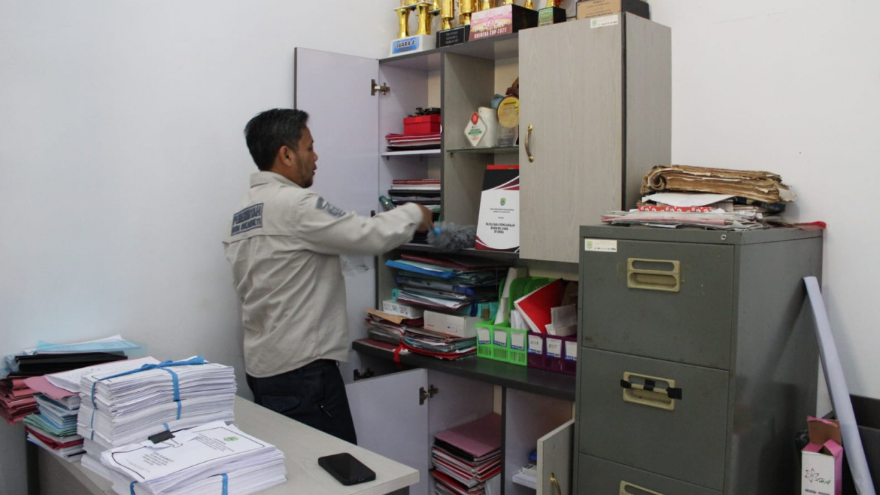 Selasa Berseri: Desa Sukamukti, Kantor Bersih, Pelayanan Prima