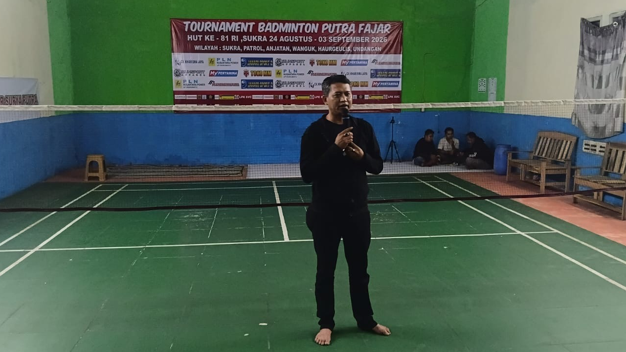 Pembukaan Tournament Badminton Putra Fajar