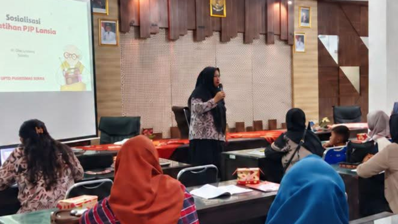 Pertemuan CAREGIVER (Pendamping Lansia)