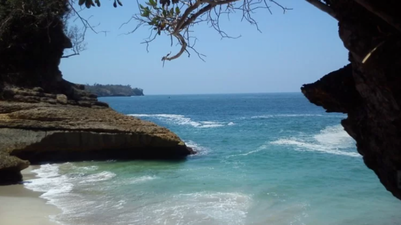 Pantai Dadap