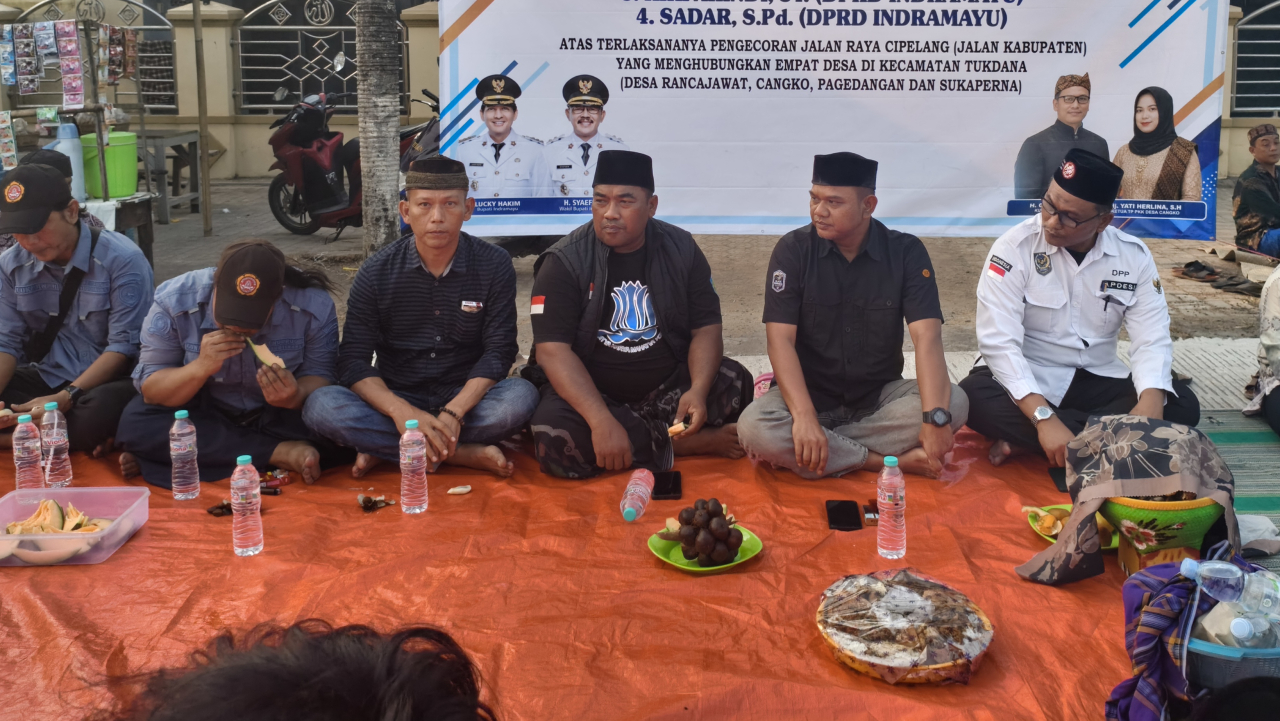 Syukuran jalan CIPELANG raya desa Cangko dengan seluruh elemen masyarakat