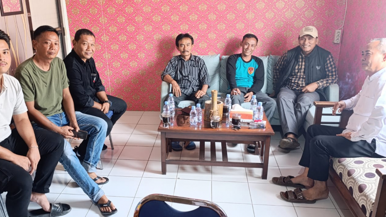 Ngobrol Santai di Kantor Camat Tukdana, Demi Cangko yang Lebih Baik!!!