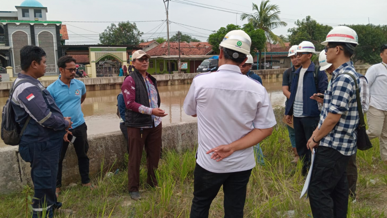 Pembangunan Infrastruktur Jalan Tanggul Cipelang di Desa Cangko