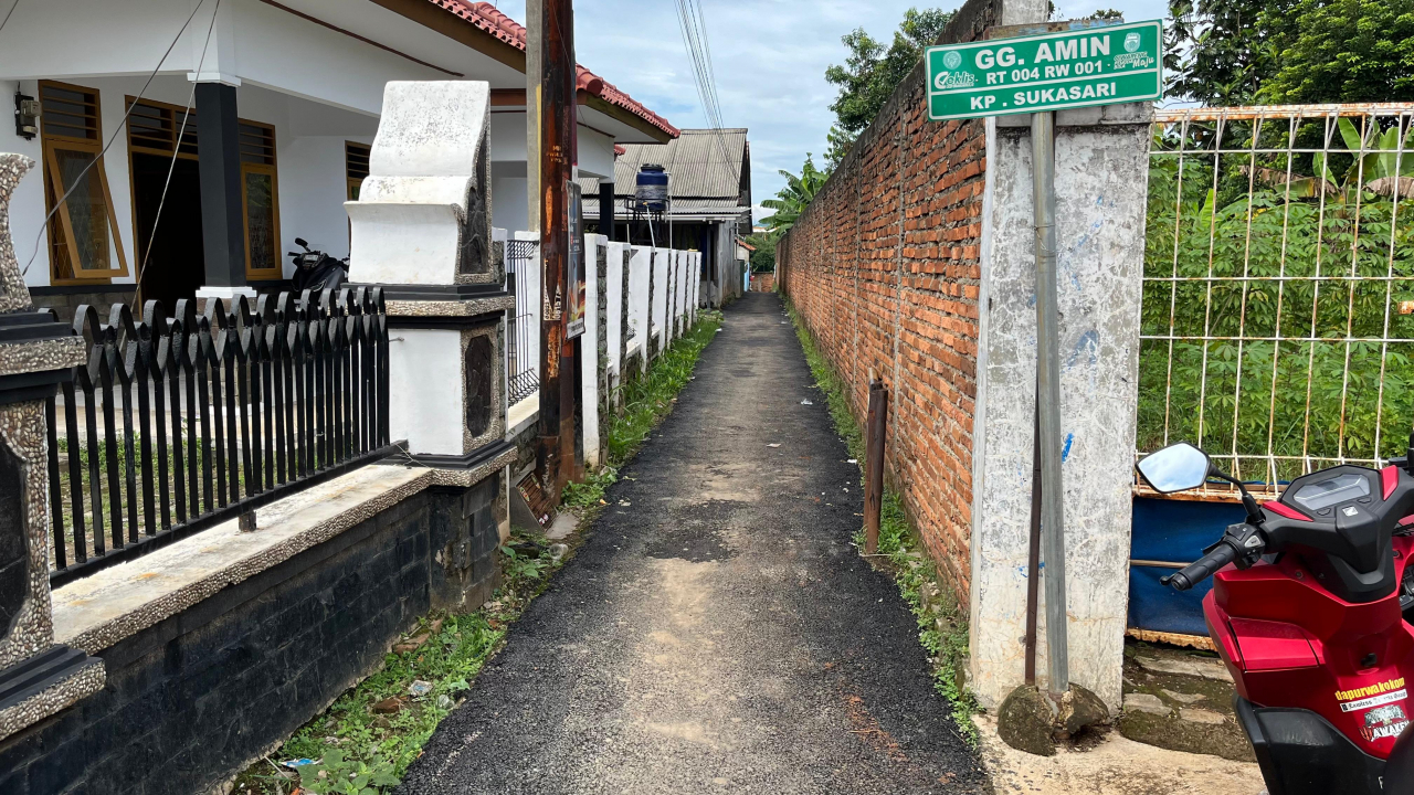 Hotmix Gg. Amin Ciwareng: Jalan Lingkungan Rampung Dibangun