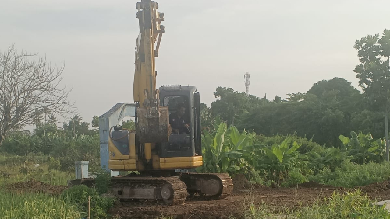 PENGARUGAN MAKAM PANJANG JAYASARI