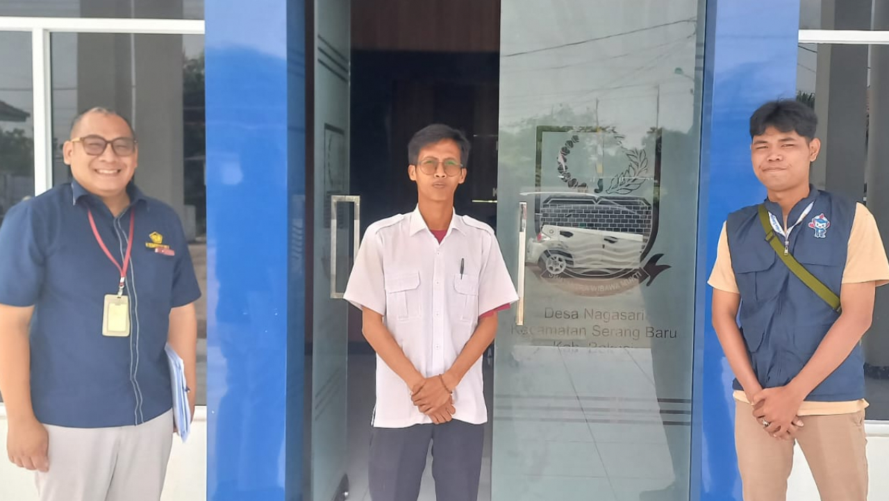 PETUGAS PAJAK KUNJUNGI DESA NAGASARI, MAHASISWA KKN TURUT BANTU WARGA LAPOR SPT TAHUNAN