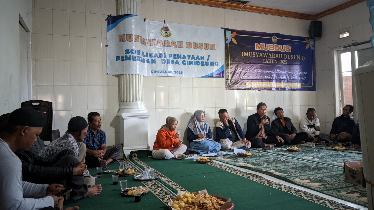 Sosialisasi Rencana Pemekaran Desa di Dusun 1 Cihideung