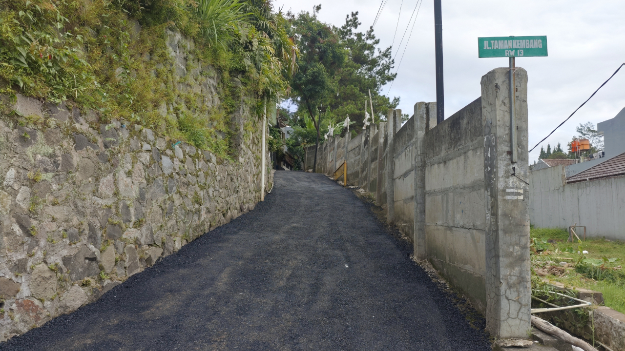 Pengaspalan Jalan Taman Kembang Bantuan keuangan provinsi  Jawa Barat TA 2025