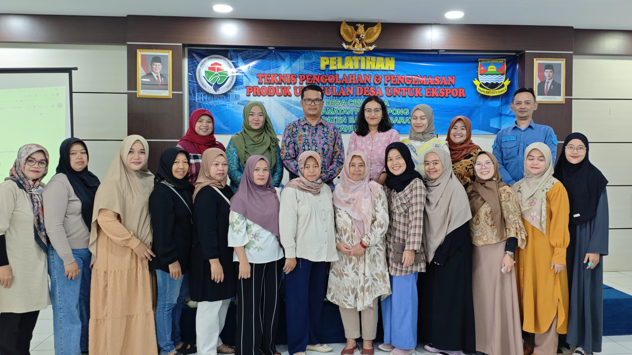 Pelatihan teknis pengolahan dan pengemasan produk unggulan desa untuk ekspor