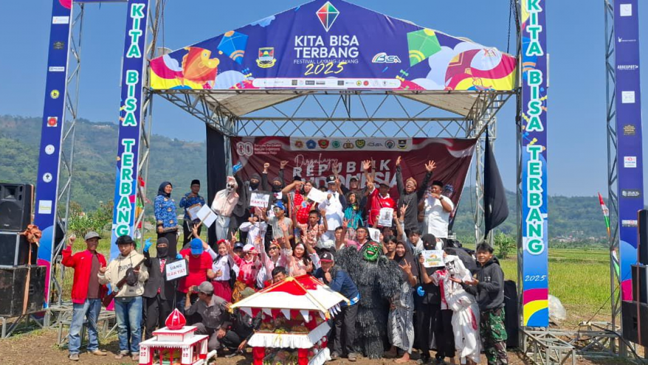 Lomba Jampana Meriahkan HUT RI ke-80 di Desa Tanjungwangi