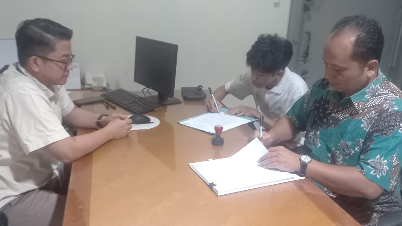 Penandatanganan MoU KDMP Sikanco dengan Bank Jateng Capem Kroya