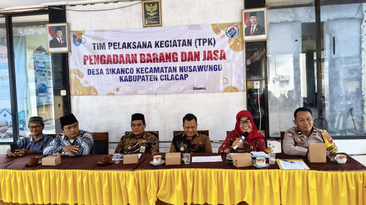 Pelaksanaan Pengaspalan Jalan di Desa Sikanco, Kecamatan Nusawungu, Kabupaten Cilacap