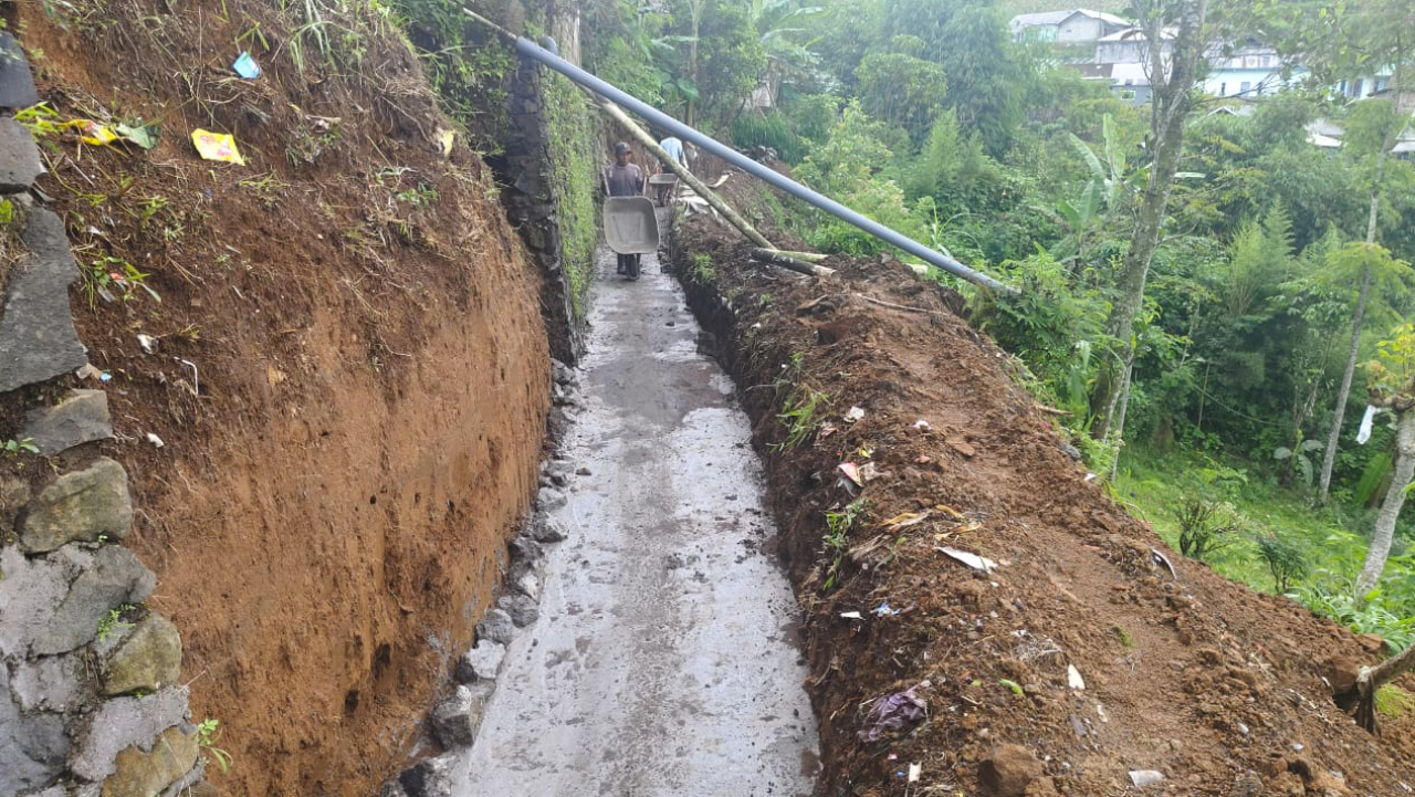 Drainase Bersih, Desa Pegundungan Sehat!