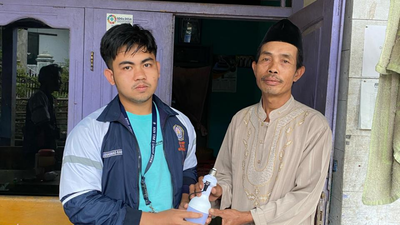 Pengenalan dan Pemasangan Lampu Otomatis Menggunakan Sensor Cahaya