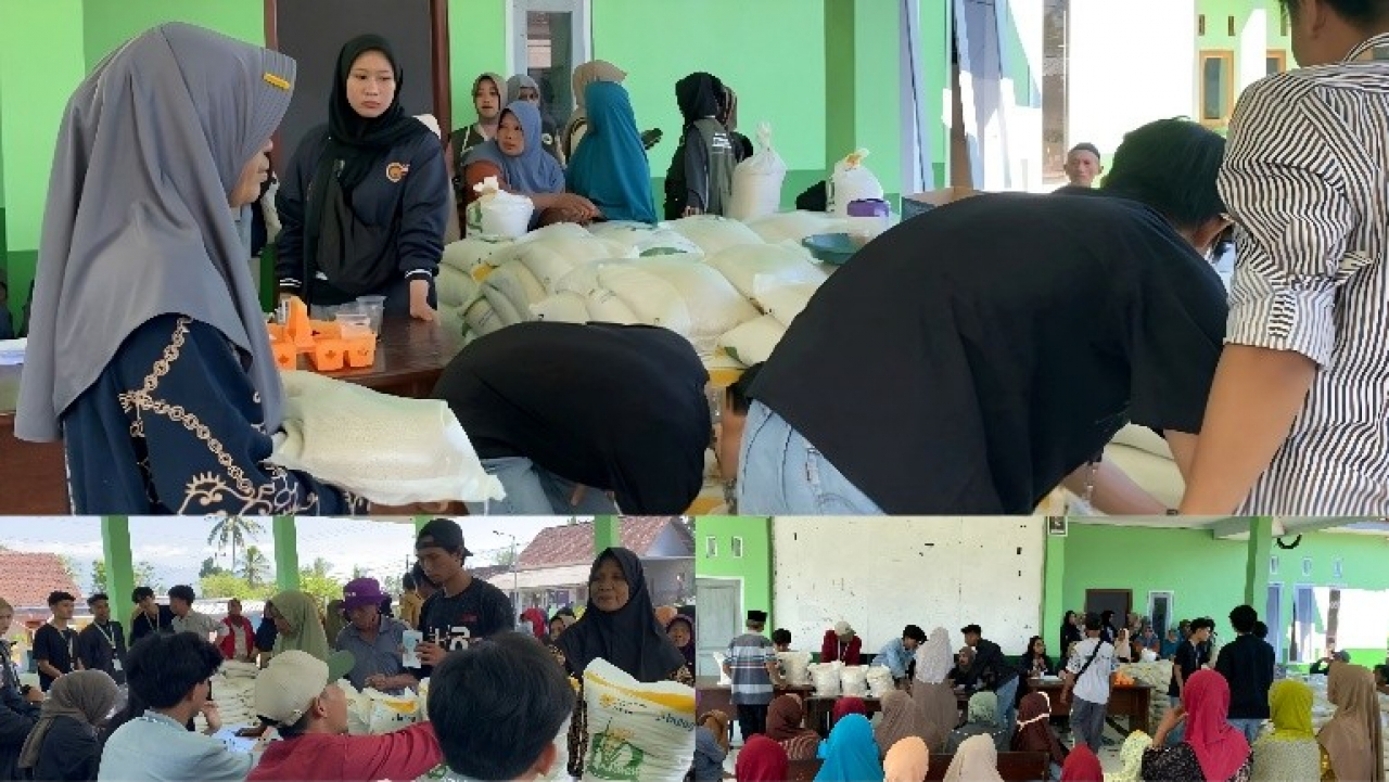 Hari Ketujuh: Mahasiswa KKN UMD UNEJ Bantu Pembagian Beras Bantuan di Desa Karang Melok