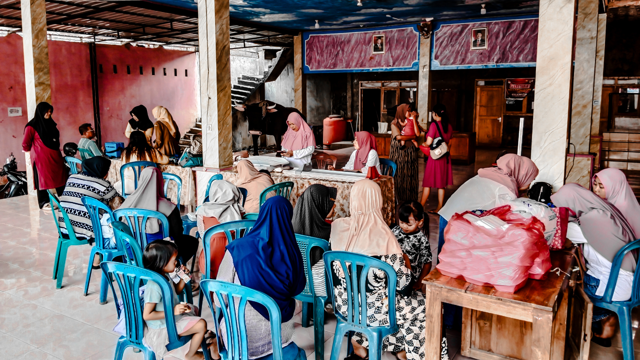 Pelaksanaan Posyandu di Desa Jatibanteng