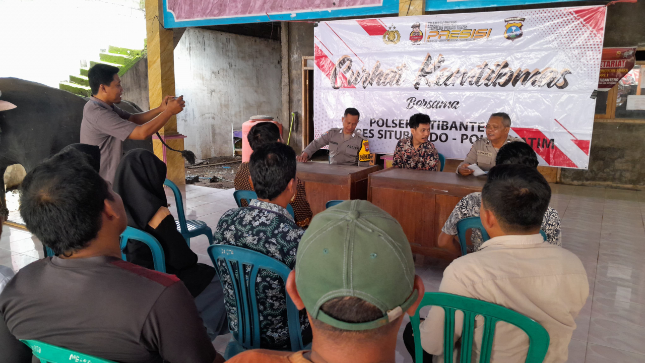 Curhat Bareng Polsek, Jatibanteng Makin Aman!