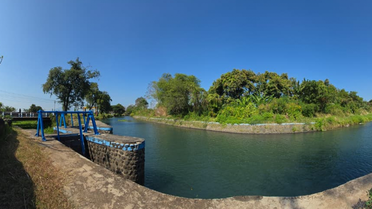 DANAU BATAS DESA BANJARSAWAH