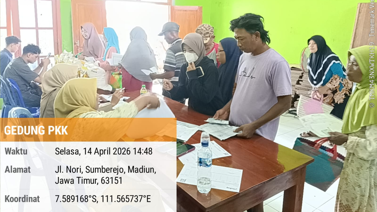 Pemerintah Salurkan Bantuan Pangan kepada 345 Keluarga di Desa Sumberejo Desa Sumberejo, Madiun
