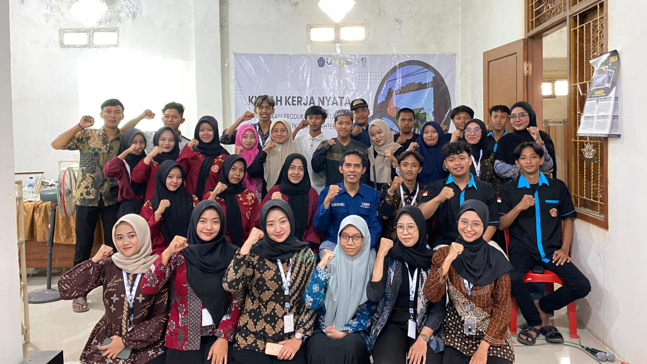 Pelatihan Kewirausahaan: Mahasiswa KKN Bangkitkan Semangat Wirausaha Remaja Ngasin