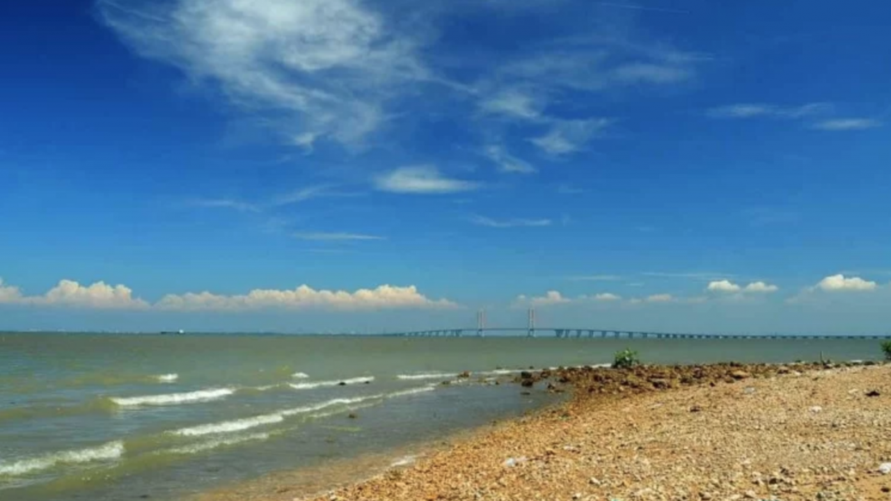 Pantai Rongkang Bangkalan