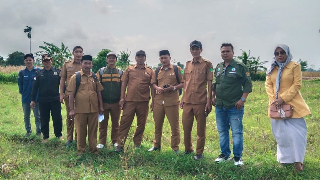Survei Lokasi Tanah Kas Desa untuk Program Ketahanan Pangan di Desa Ambunten Timur