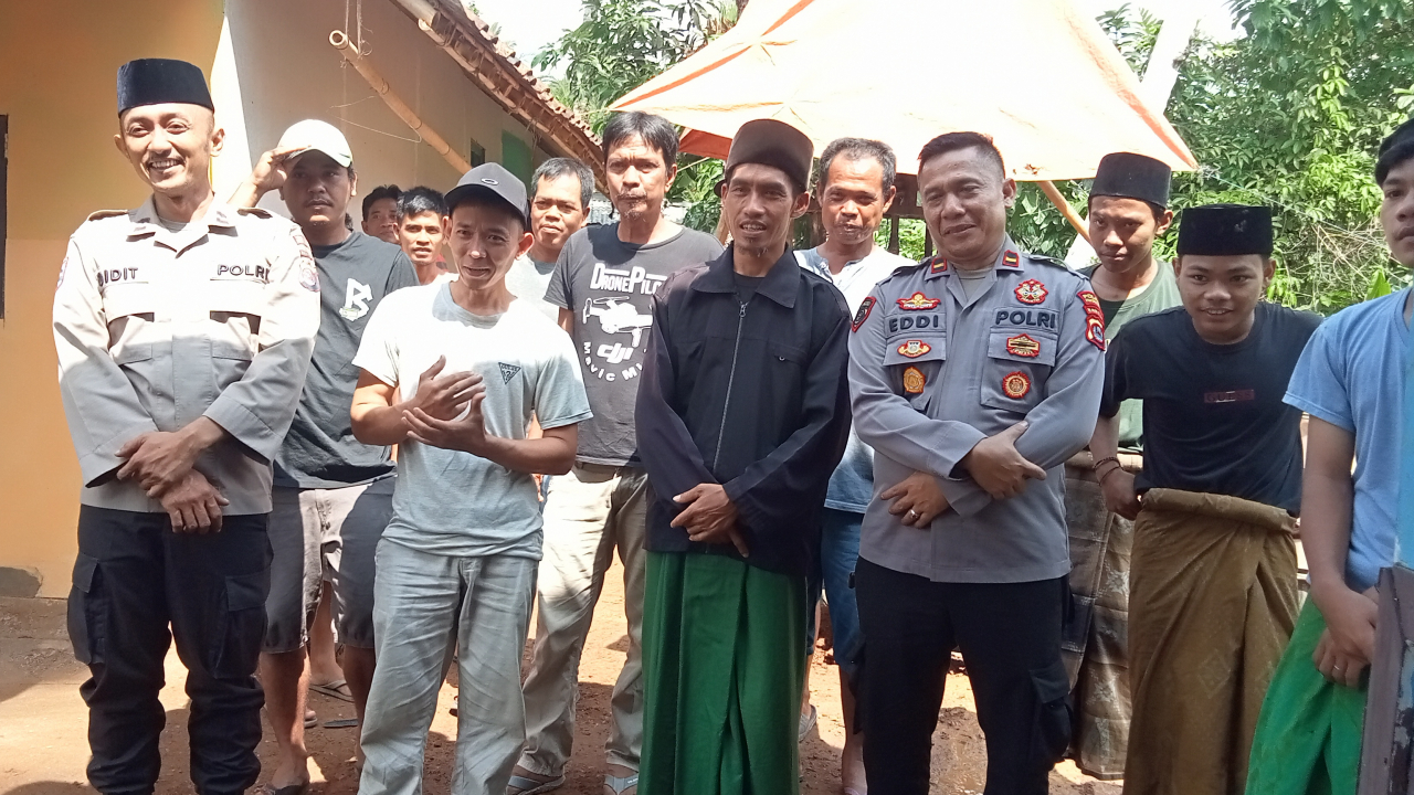 Polda Banten Berikan Bantuan Sumur Bor dan Sarana Air Bersih Untuk Warga Desa Bungurcopong