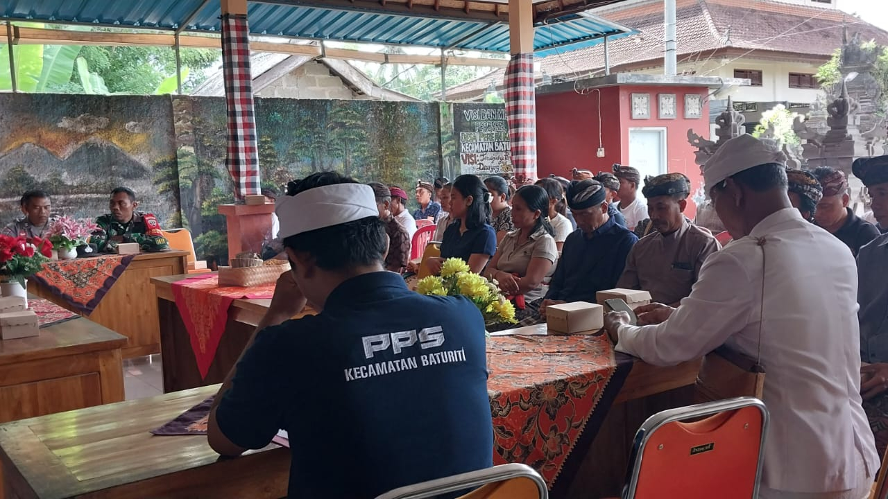 Pelantikan KPPS Desa Perean Kangin