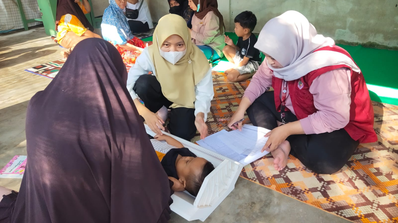 POSYANDU TANJUNG BIRU DUSUN MONTONG SENENG BERIKAN PELAYANAN KESEHATAN BAGI IBU HAMIL, BAYI, BALITA, DEWASA, DAN LANSIA