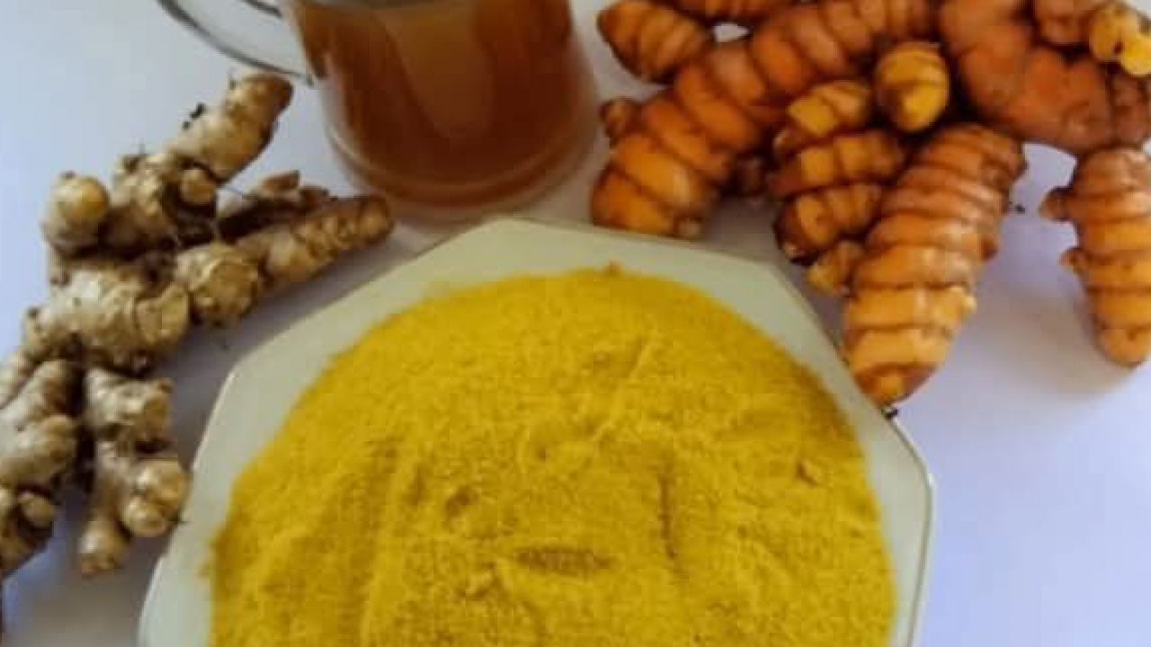 Minuman Herbal bubuk jahe kunyit