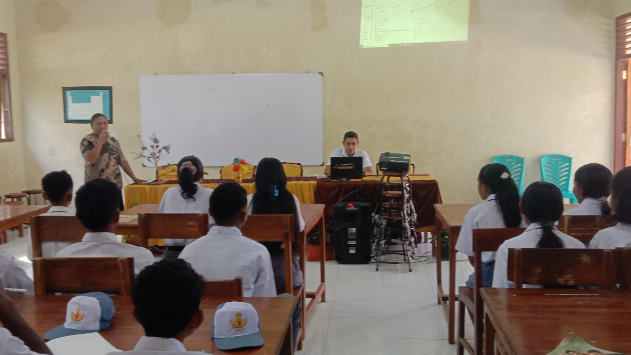 SMK Negeri Insana Barat Tuamau Bermitra dengan Desa Bannae dalam Program SMK Bangun Desa