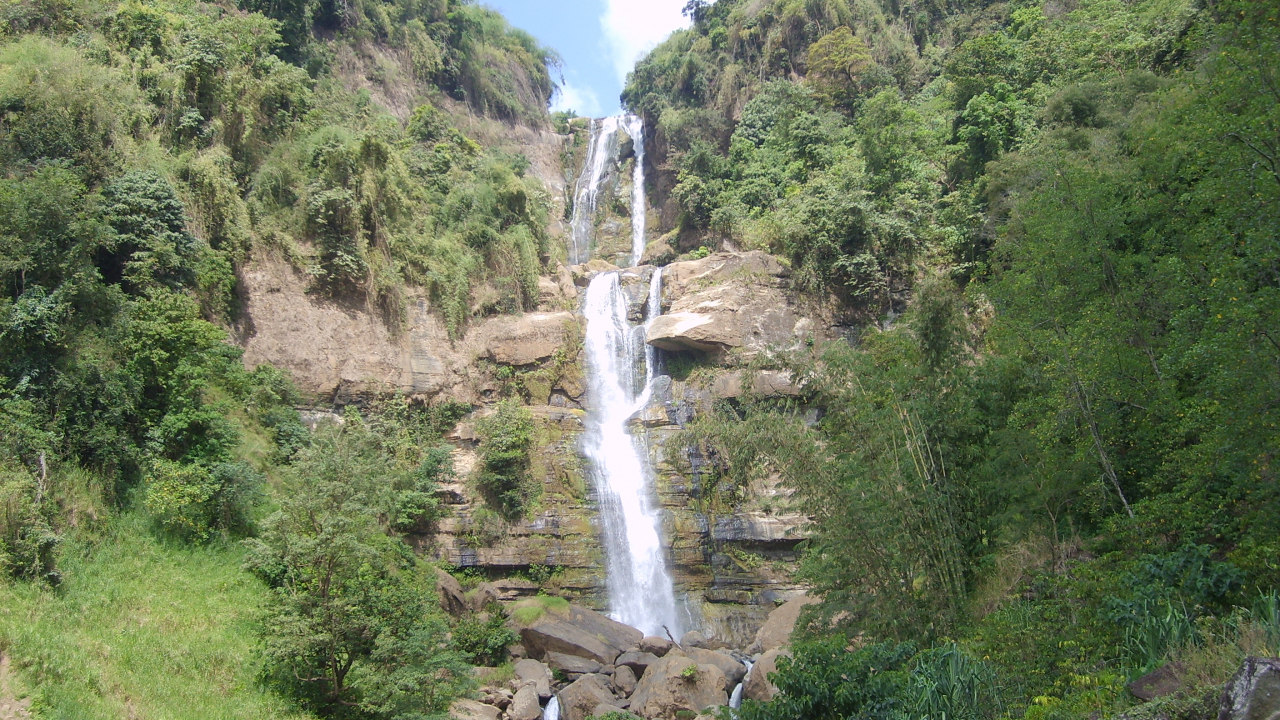Air Terjun Cunca Lega