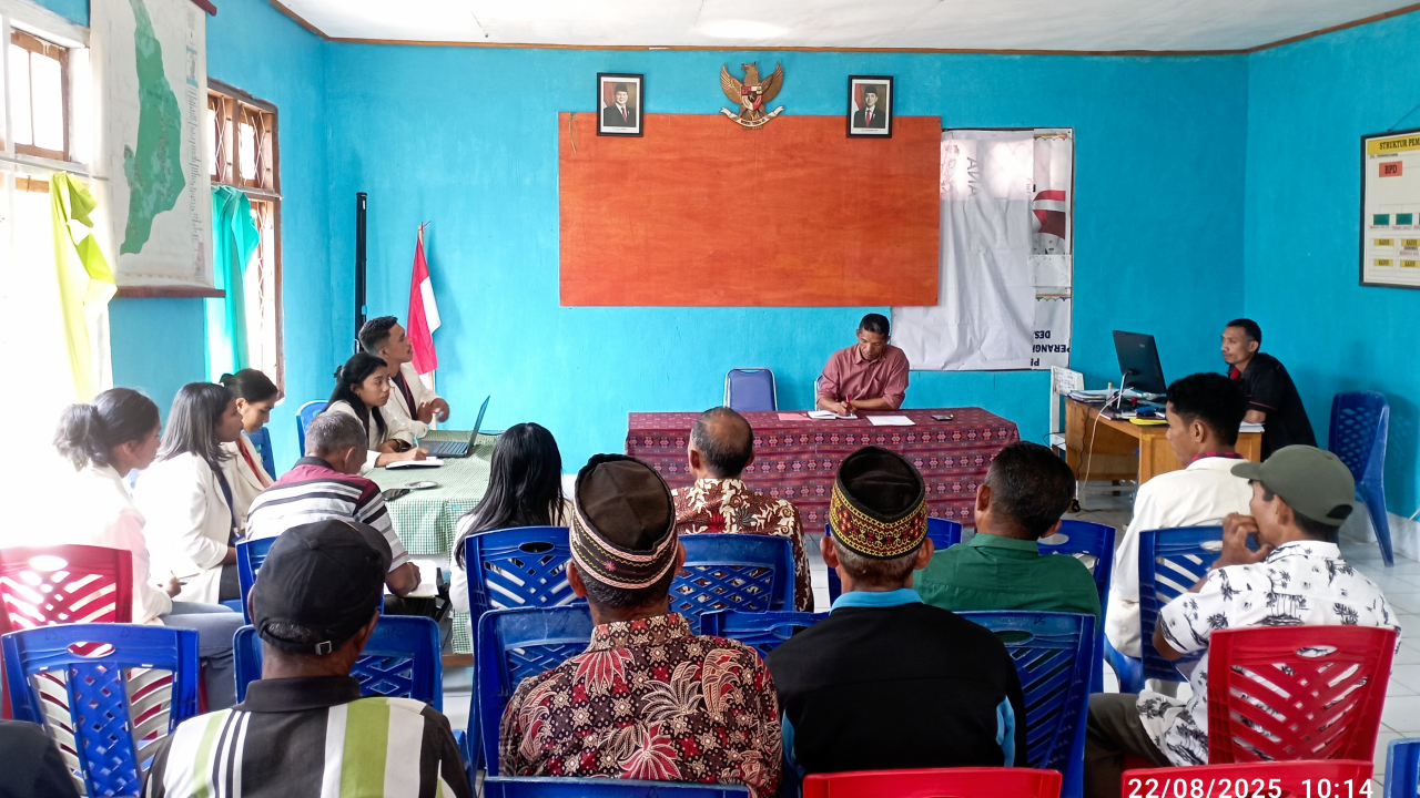 Mahasiswa KKN Unika St. Paulus Ruteng melakukan sosialisasi Program Kerja
